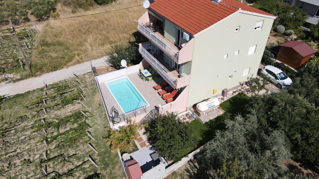 Apartment M&M With Private Pool Kučine Eksteriør bilde